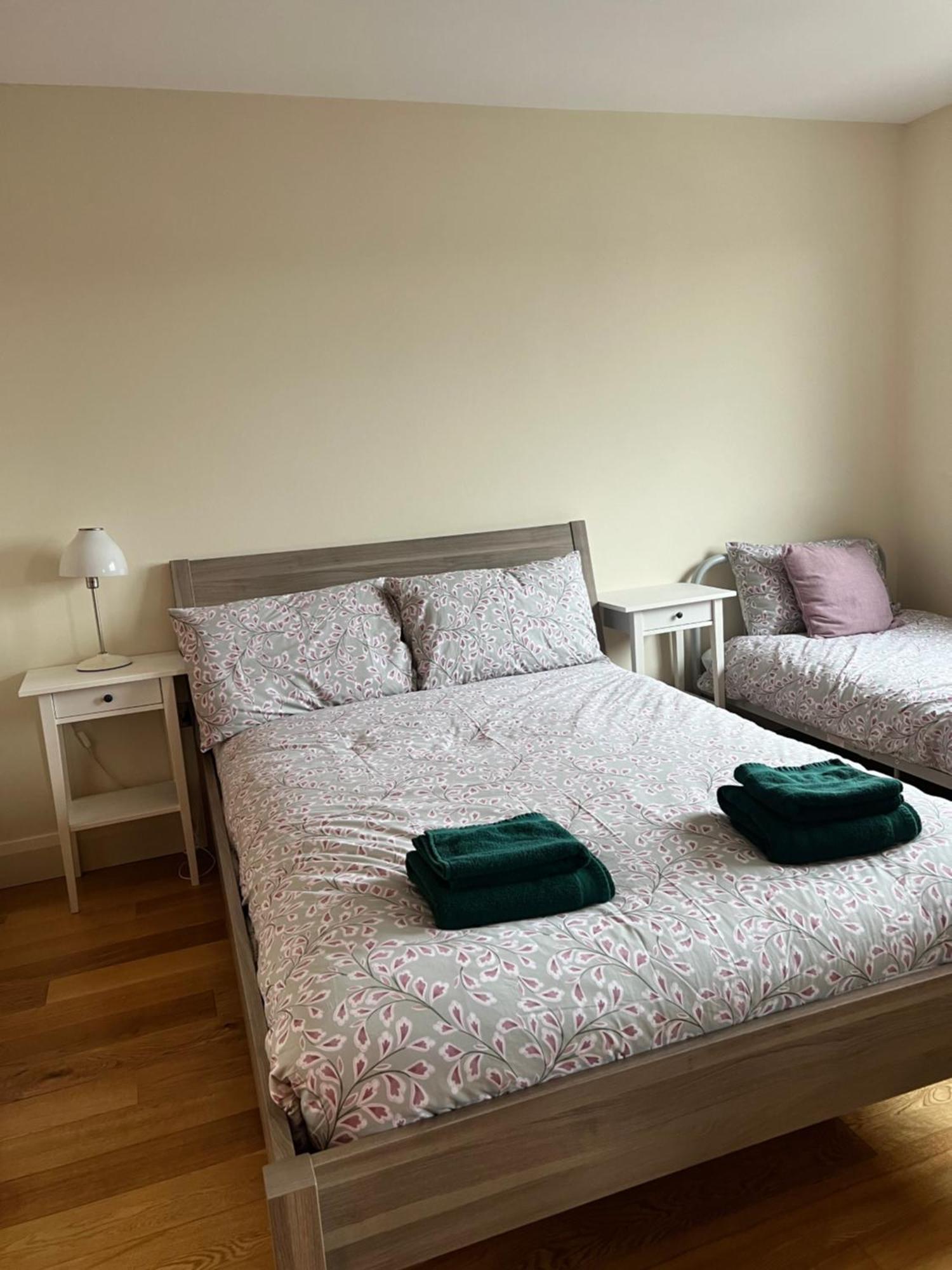 פורטראש Penthouse Apartment - Town Centre, Sea Views, Secure Parking מראה חיצוני תמונה