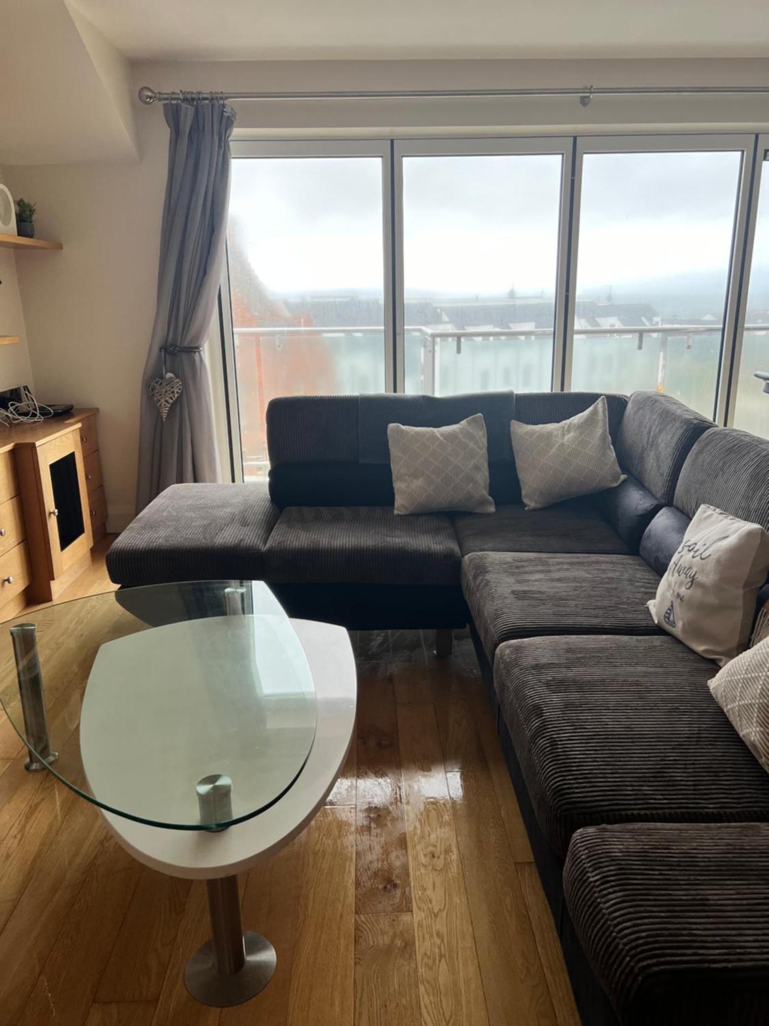 פורטראש Penthouse Apartment - Town Centre, Sea Views, Secure Parking מראה חיצוני תמונה